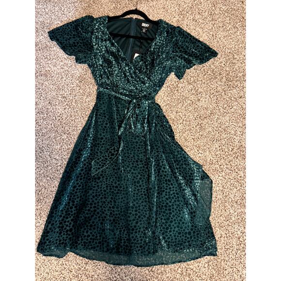 DKNY Burnout Velvet Flutter-Sleeve Midi Dress Size 12 Green NWT - Picture 6 of 12